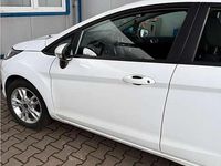 Gebraucht Ford Fiesta SYNC Edition 82 PS (60 kW) 2015 Weiß Kleinwagen