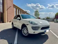 Gebraucht Porsche Cayenne 400 PS (294 kW) 2012 Weiß SUV
