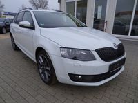 Gebraucht Skoda Octavia Elegance 105 PS (77 kW) 2014 Weiß Kombi