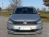 Gebraucht VW Touran Highline 150 PS (110 kW) 2017 Silber Van / Kleinbus