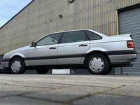 Gebraucht VW Passat 90 PS (66 kW) 1992 Grau Limousine
