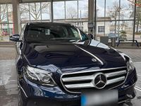 Gebraucht Mercedes E300 245 PS (180 kW) 2018 Blau Kombi