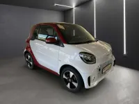 Gebraucht Smart ForTwo Electric Drive Exclusive 60 kW (82 PS) 2024 Bodypanels in white Coupé