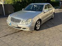 Gebraucht Mercedes E270 2002 Silber Limousine