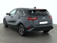 Neu Kia Ceed 140 PS (102 kW) 2025 Grau Kleinwagen