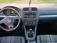 Używany VW Golf VII Match 105 KM (77 kW) 2012 Srebrny Sedan/Limuzyna