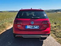 Gebraucht VW Golf Alltrack 184 PS (135 kW) 2015 Rot Kombi