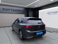Gebraucht VW Golf VIII Move 150 PS (110 kW) 2024 Grau Limousine