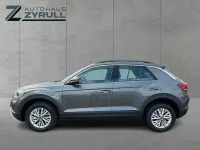 Gebraucht VW T-Roc Life 110 PS (80 kW) 2023 Grau SUV
