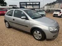 Gebraucht Opel Corsa Njoy 58 PS (42 kW) 2002 Silber Kleinwagen