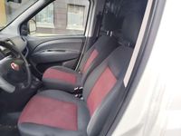 Gebraucht Fiat Doblò Basis 90 PS (66 kW) 2012 Colore esterno (weiß) Van / Kleinbus