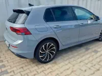 Gebraucht VW Golf VII 131 PS (96 kW) 2020 Grau Limousine