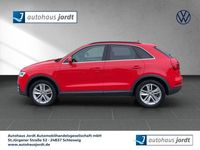 Gebraucht Audi Q3 Design 150 PS (110 kW) 2016 Rot SUV