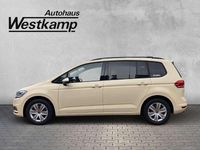 Neu VW Touran Edition 150 PS (110 kW) 2026 Hellelfenbein Van / Kleinbus
