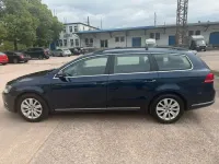 Gebraucht VW Passat Comfortline 105 PS (77 kW) 2013 Blau Kombi