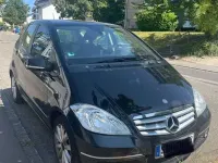Gebraucht Mercedes A180 109 PS (80 kW) 2010 Schwarz Van / Kleinbus
