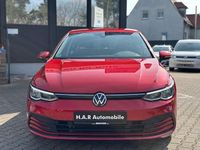 Używany VW Golf VIII 150 KM (110 kW) 2022 Czerwony Sedan/Limuzyna