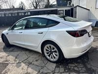 Gebraucht Tesla Model 3 Standard Range Plus 239 kW (325 PS) 2021 Weiß Limousine