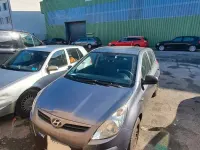Gebraucht Hyundai i20 78 PS (57 kW) 2009 Grau Kleinwagen