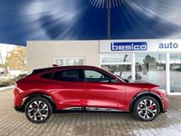 Gebraucht Ford Mustang Mach-E 258 kW (351 PS) 2022 Lucidrot metallic SUV