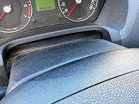 Używany Ford Fiesta 75 KM (55 kW) 2006 Srebrny Hatchback