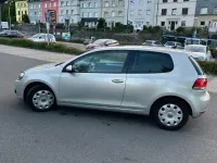 Gebraucht VW Golf VI 105 PS (77 kW) 2010 Silber Kleinwagen