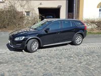Gebraucht Volvo V60 CC 190 PS (139 kW) 2016 Schwarz Kombi