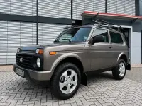 Gebraucht Lada Taiga 83 PS (61 kW) 2017 Grau SUV