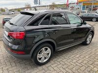 gebraucht Audi Q3 TDI design quattro NAVI+AHK+Tempomat+PDC+SHZ