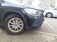 gebraucht Mercedes GLA180 d - Navi - 17-Zoll - Schwarz