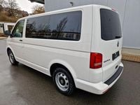 Używany VW T5 S 102 KM (75 kW) 2015 Biały Van
