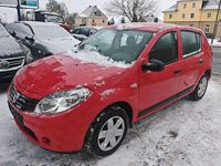 Gebraucht Dacia Sandero Lauréate 75 PS (55 kW) 2010 Rot Limousine