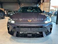 Neu Cupra Leon 150 PS (110 kW) 2025 Dark void Kombi