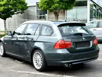 Gebraucht BMW 330 Performance 245 PS (180 kW) 2010 Grün Kombi