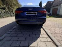 Gebraucht Audi A4 Sport 190 PS (139 kW) 2016 Blau Limousine