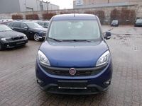 Gebraucht Fiat Doblò 95 PS (69 kW) 2017 Blau Van / Kleinbus