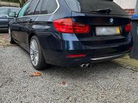 Gebraucht BMW 330 258 PS (189 kW) 2013 Blau Kombi