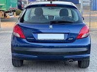 Gebraucht Peugeot 207 Premium 120 PS (88 kW) 2010 Montebello/metalliclackierung Kleinwagen