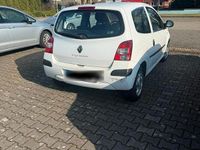 Gebraucht Renault Twingo Authentique 58 PS (42 kW) 2009 Weiß Kleinwagen