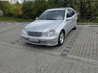Gebraucht Mercedes 200 122 PS (89 kW) 2004 Silber Limousine