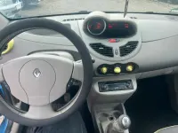 Gebraucht Renault Twingo 75 PS (55 kW) 2012 Blau Kleinwagen