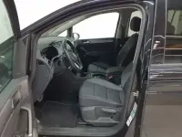 Gebraucht VW Touran Active 150 PS (110 kW) 2023 Deep black perleffekt Van / Kleinbus