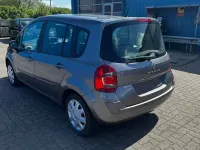 Używany Renault Modus Dynamique 75 KM (55 kW) 2009 Beżowy Minivan