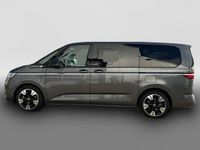 Gebraucht VW Multivan Style 150 PS (110 kW) 2024 Grau Van