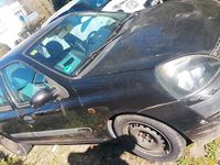 Gebraucht Renault Clio II 75 PS (55 kW) 2002 Schwarz Kleinwagen