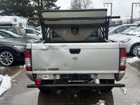 Gebraucht Nissan Navara 133 PS (97 kW) 2011 Silber Pickup