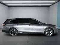 Gebraucht VW Passat 150 PS (110 kW) 2025 Grau Kombi