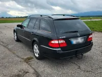 Używany Mercedes E220 150 KM (110 kW) 2004 Czarny Kombi