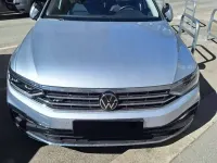 Gebraucht VW Passat Elegance 150 PS (110 kW) 2024 Grau Kombi
