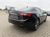 Gebraucht Maserati Ghibli 330 PS (242 kW) 2015 Schwarz Limousine